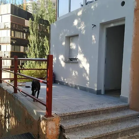 Amplio Apart T28 Edif Europa Serra Nevada